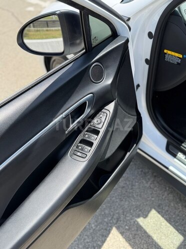 Hyundai Sonata-7