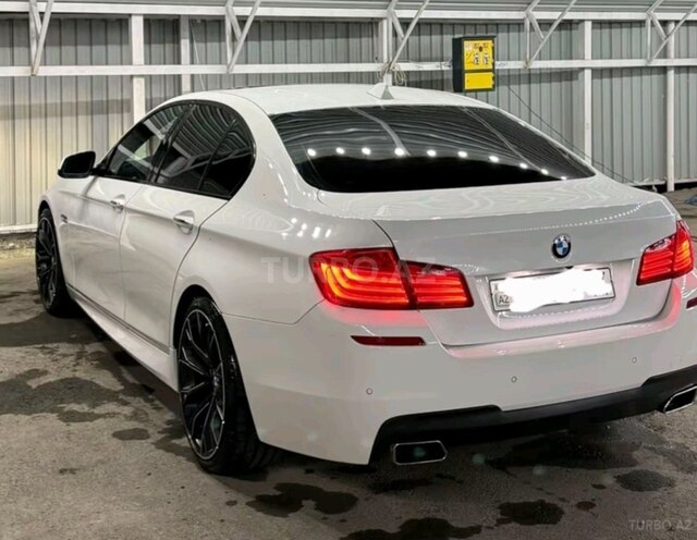 BMW 528-2