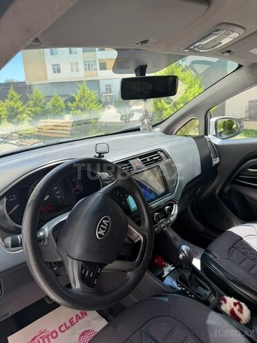 Kia Rio-8