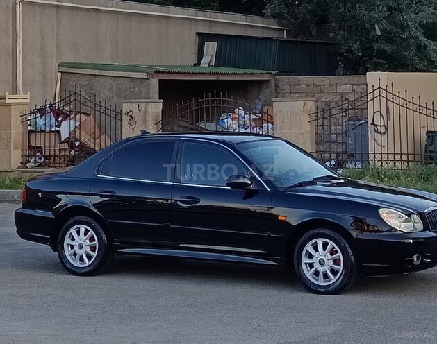 Hyundai Sonata-2