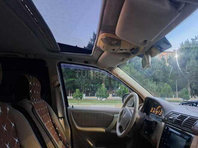Mercedes ML 320-11