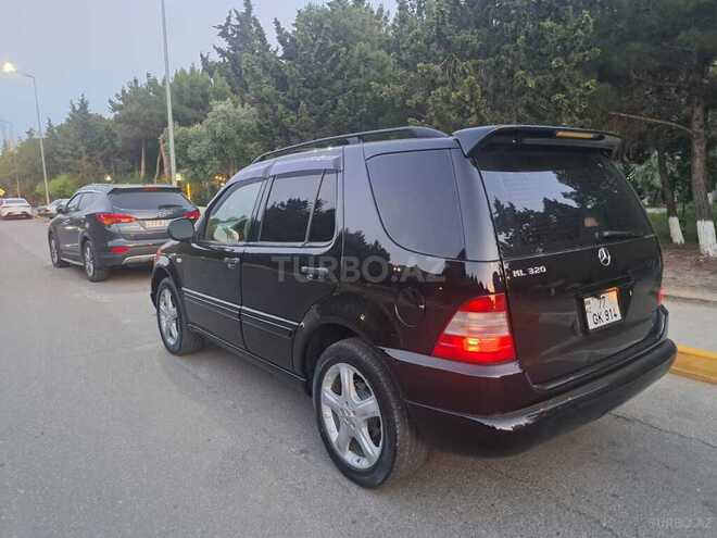 Mercedes ML 320-2