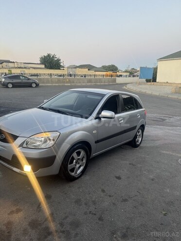 Kia Rio-2