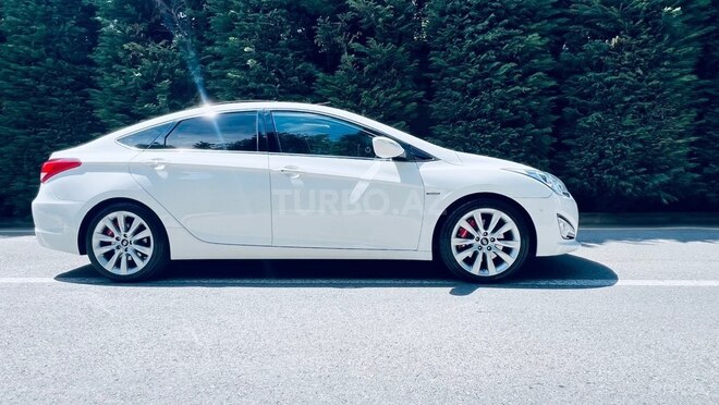 Hyundai i40-5