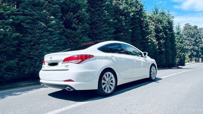 Hyundai i40-6