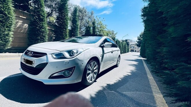 Hyundai i40-4