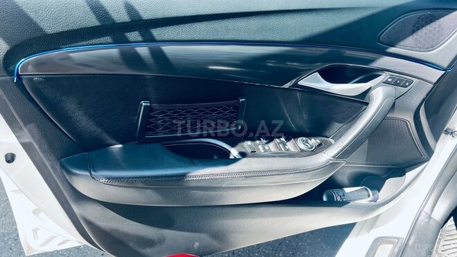 Hyundai i40-9