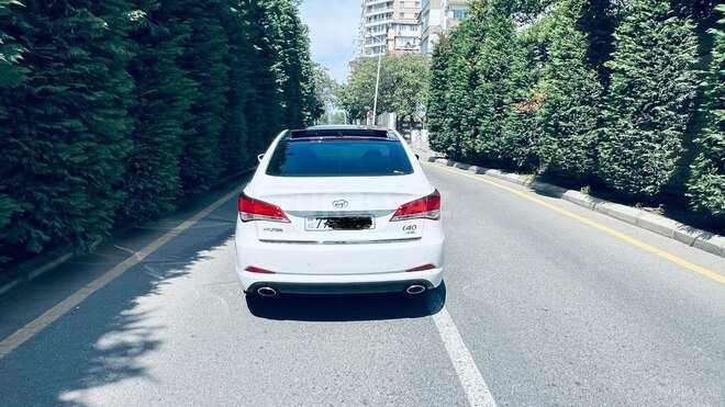 Hyundai i40-7