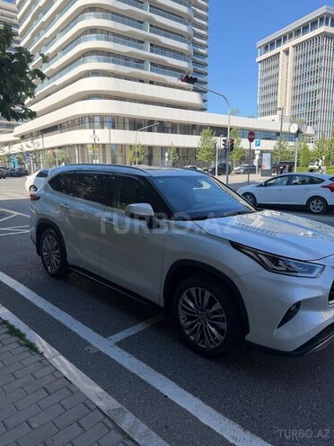 Toyota Highlander-4