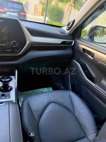 Toyota Highlander-14