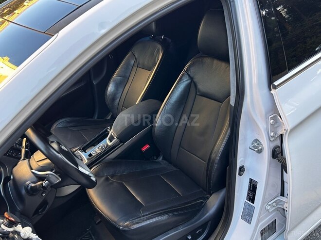 Hyundai i40-6