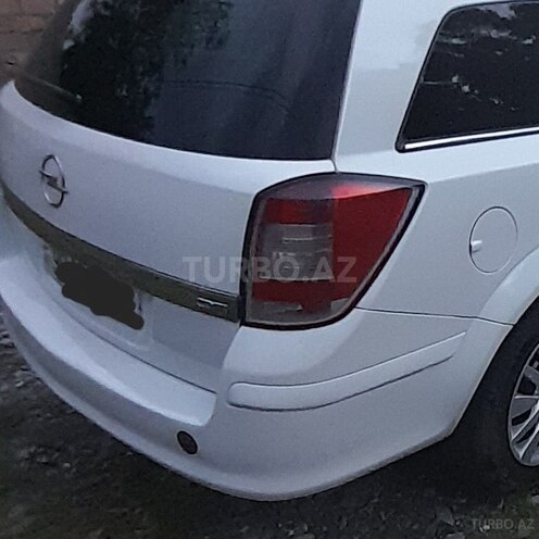 Opel Astra-11