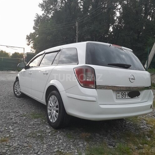 Opel Astra-9