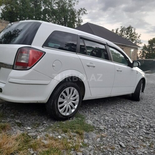 Opel Astra-13
