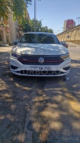 Volkswagen Jetta-1
