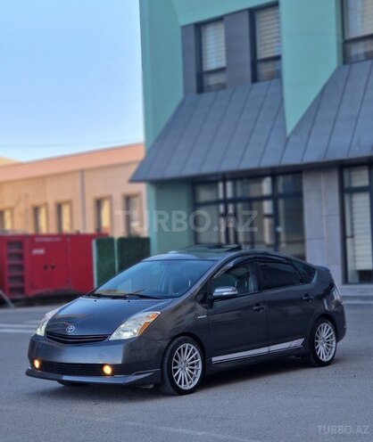 Toyota Prius-1