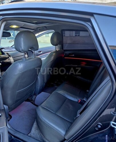 Toyota Prius-13