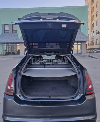 Toyota Prius-15
