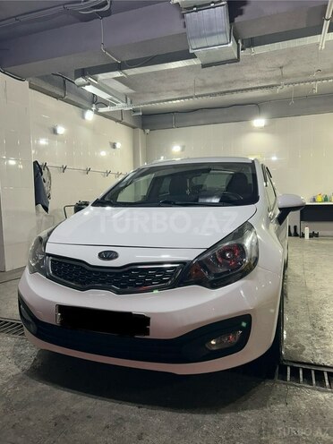 Kia Rio-1