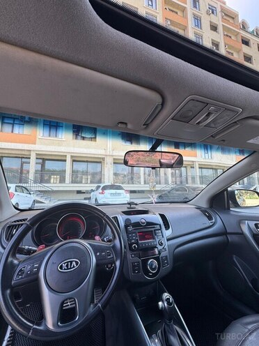 Kia Cerato Koup-11