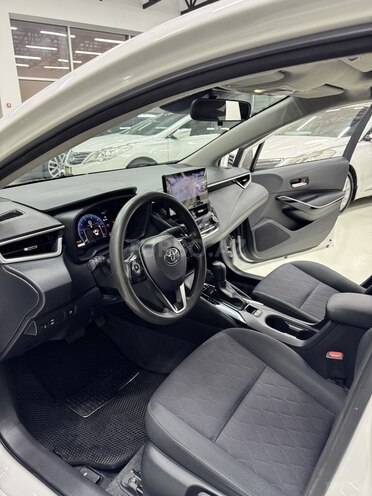 Toyota Corolla-11