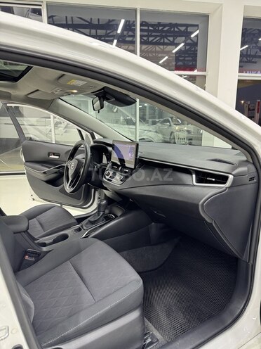 Toyota Corolla-12