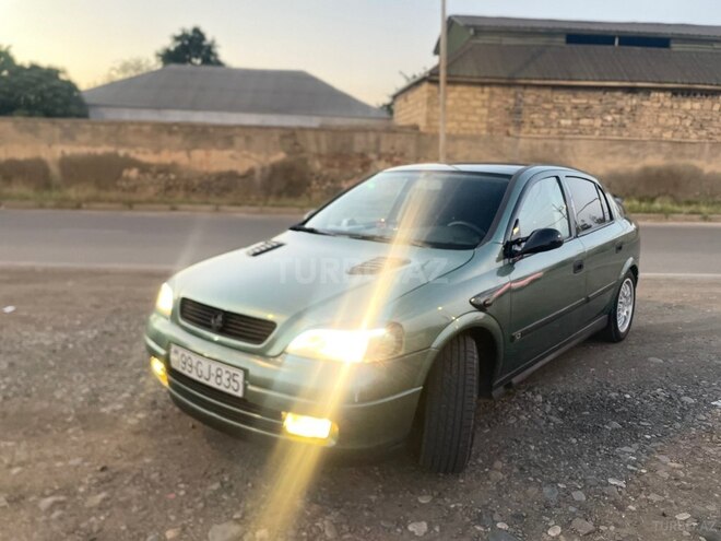 Opel Astra-2