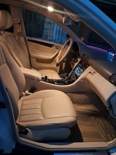Mercedes C 280-10
