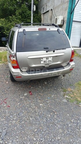 Jeep Grand Cherokee-2
