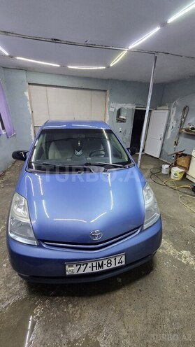 Toyota Prius-1