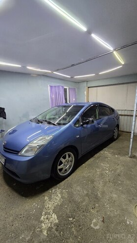 Toyota Prius-2