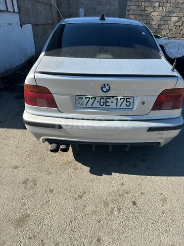 BMW 520-7
