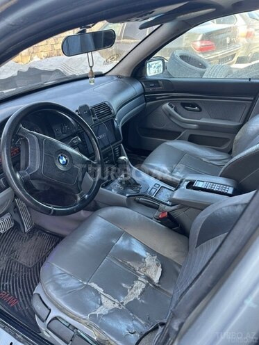 BMW 520-14