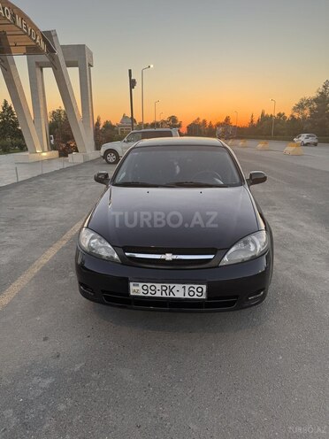 Chevrolet Lacetti-1