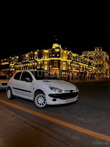 Peugeot 206-1