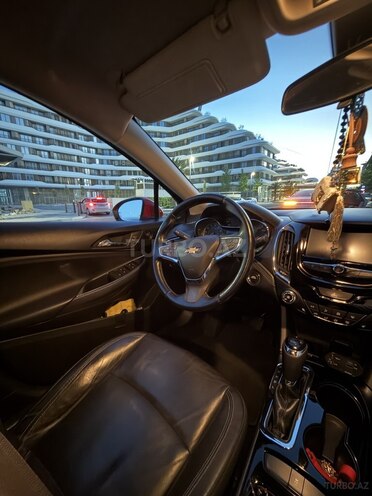 Chevrolet Cruze-15