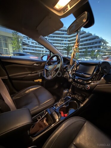 Chevrolet Cruze-14