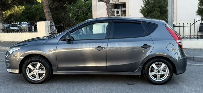 Hyundai i30-4