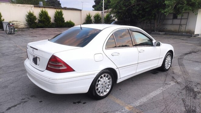 Mercedes C 240-5