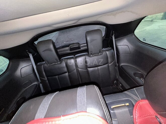 Nissan Pathfinder-8