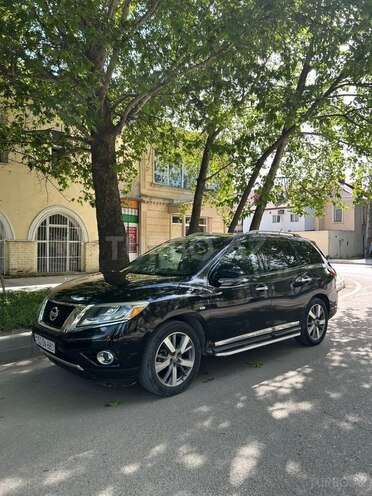 Nissan Pathfinder-4