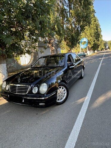 Mercedes E 220-7