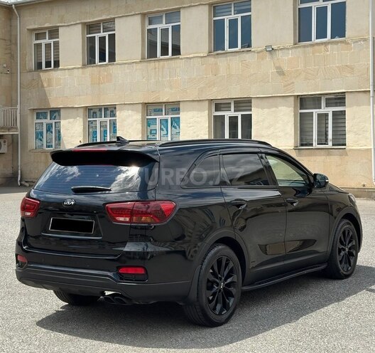 Kia Sorento-5