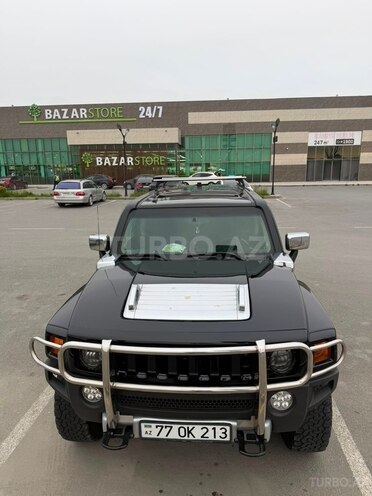 Hummer H3-8