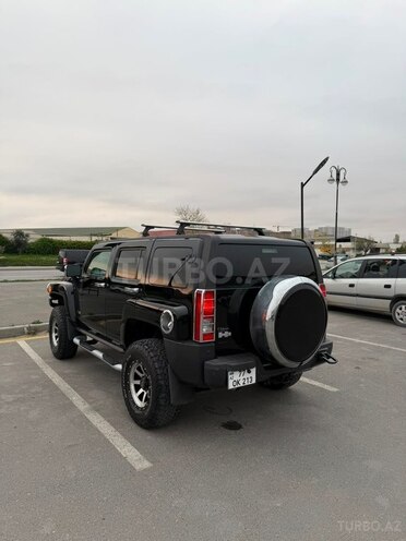 Hummer H3-2