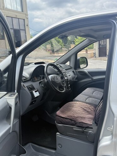 Mercedes Vito 115-5