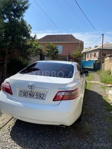 Toyota Camry-5