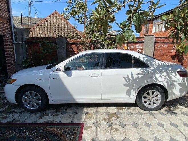 Toyota Camry-7