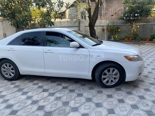 Toyota Camry-8
