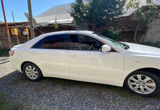 Toyota Camry-9